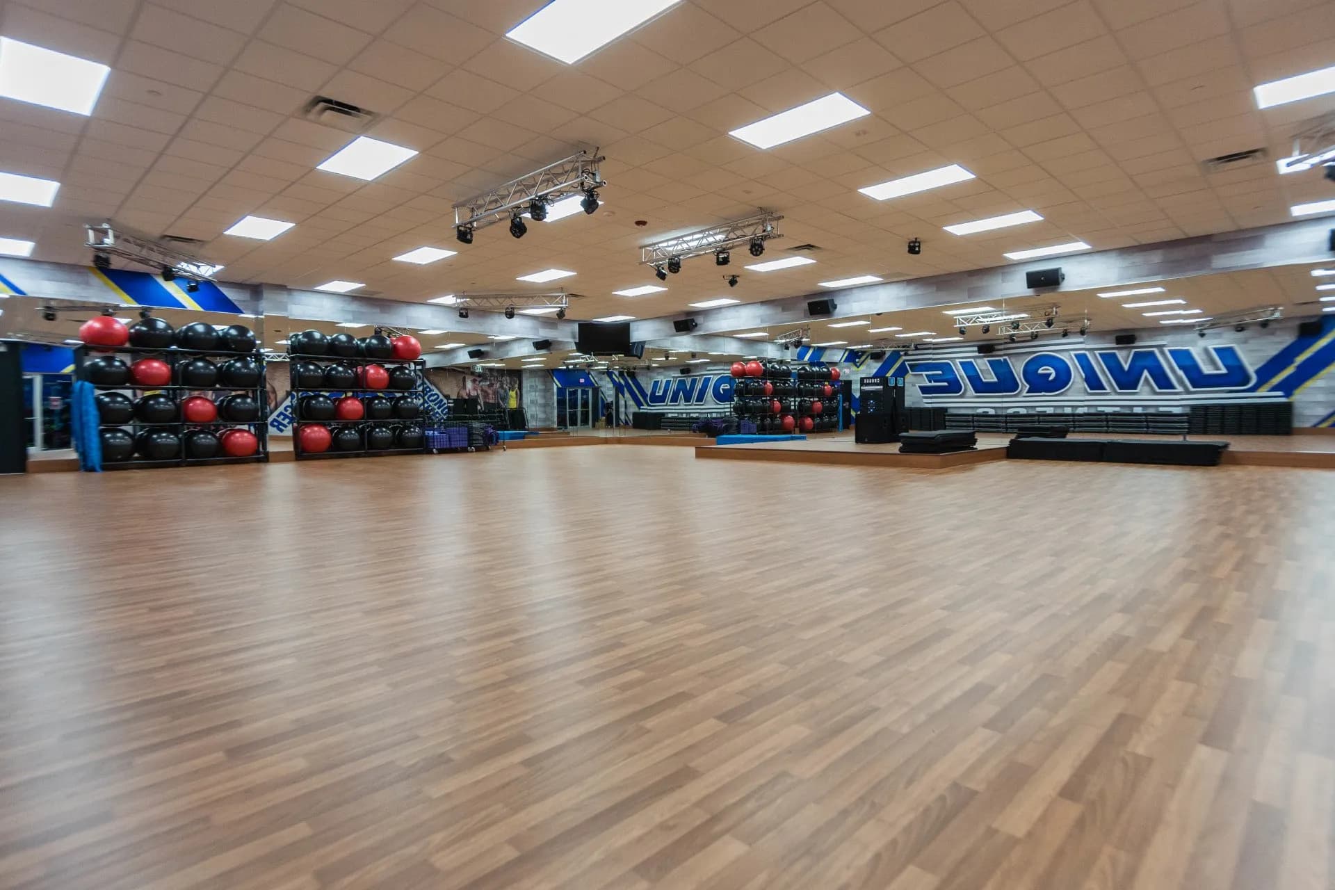 Holbrook gym photo 20