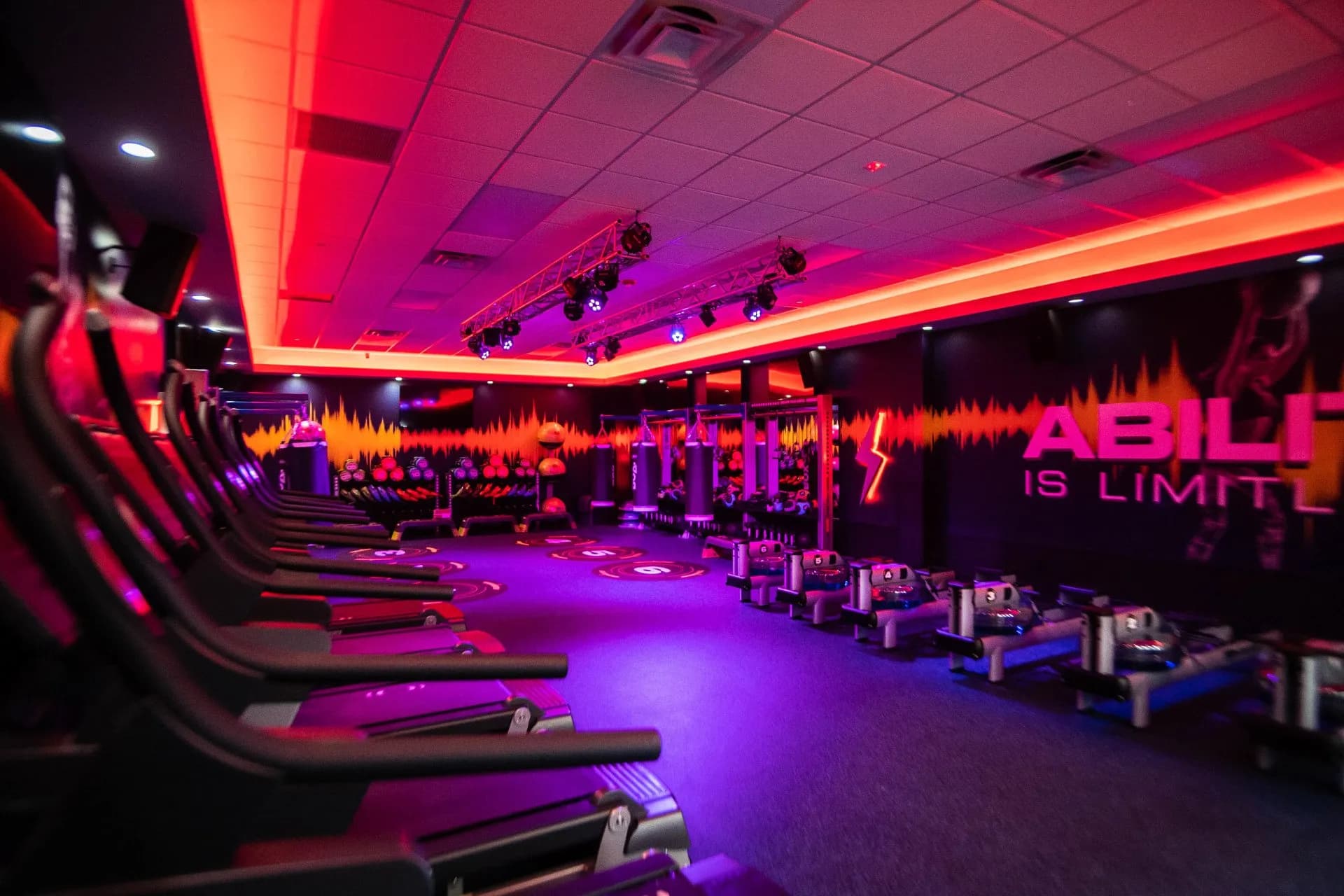 Holbrook gym photo 3
